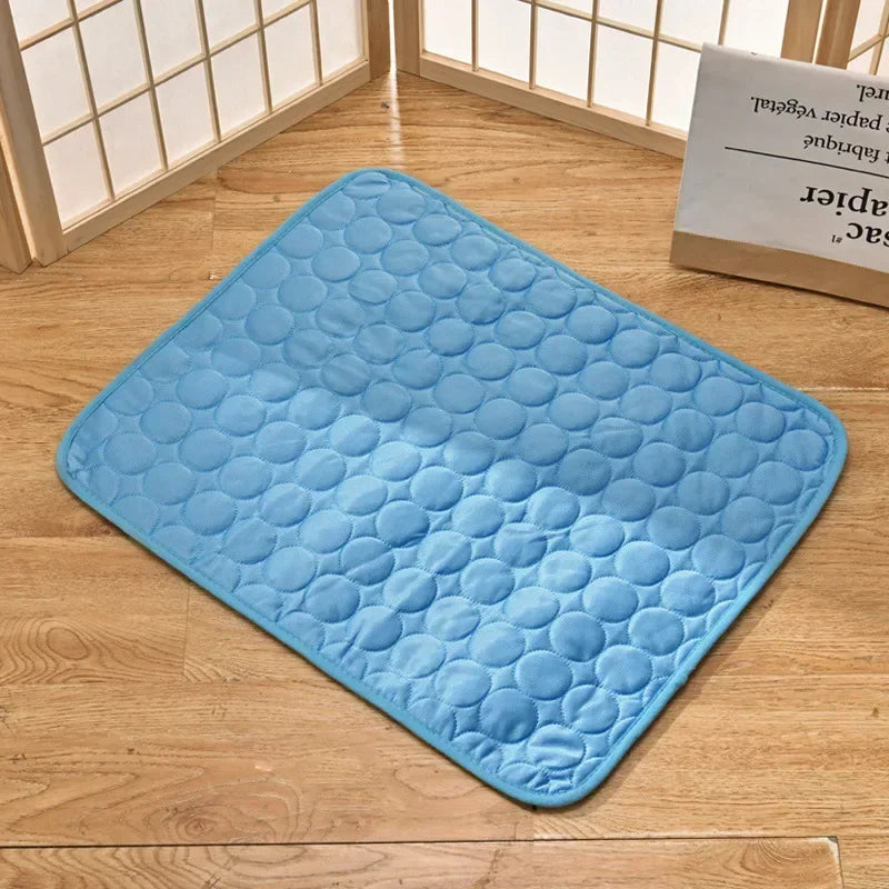 Pet Summer Cooling Pad NZ | Self-Cooling Ice Silk Dog & Cat Bed – Breathable & Comfortable – PawNest