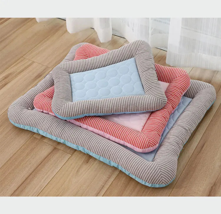 Ice Silk Cooling Pad for Dogs & Cats NZ | Summer Pet Bed Blanket – Breathable & Soft – PawNest