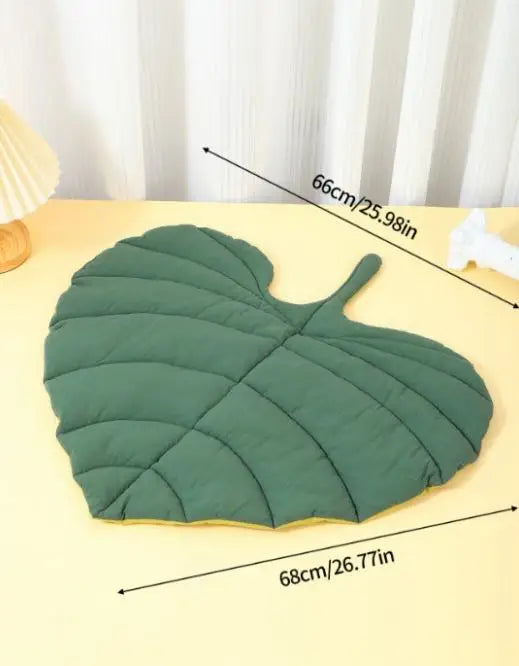 Leaf-Shaped Cat Bed Mat NZ | Soft Double-Sided Washable Pet Pad for Cats & Small Dogs – PawNest